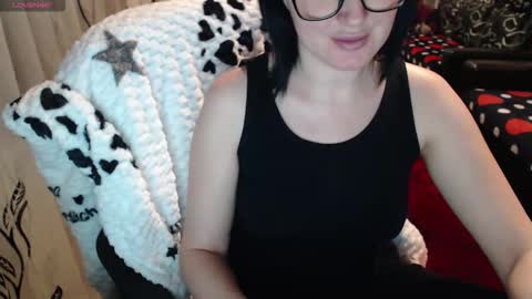 Snapshot of evadream1 chatting on 01-09-26, 10:55 EVADREAM online show from 01-09-26, 10:55