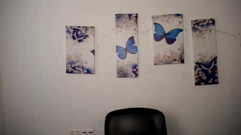 Snapshot of evaeldis chatting on 06-23-26, 10:46 Eva online show from 06-23-26, 10:46