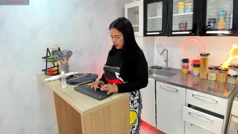 EVA GODDESS  online show from 02-08-26, 07:06