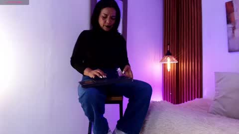 Snapshot of evagoddess_ chatting on 06-07-26, 07:39 EVA GODDESS online show from 06-07-26, 07:39