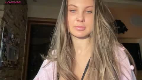 EvaHazard online show from 02-03-26, 04:23