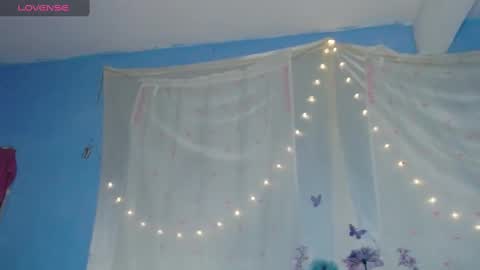 Snapshot of evaluna_horny_ chatting on 01-11-25, 02:20 evaluna horny online show from 01-11-25, 02:20