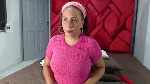 Snapshot of evamills1 chatting on 01-13-25, 07:21 Eva Mills online show from 01-13-25, 07:21