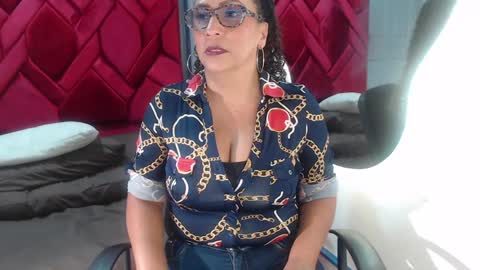 Snapshot of evamills1 chatting on 01-30-25, 07:59 Eva Mills online show from 01-30-25, 07:59