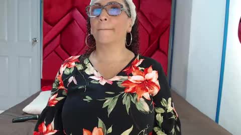 Snapshot of evamills1 chatting on 03-04-25, 04:09 Eva Mills online show from 03-04-25, 04:09