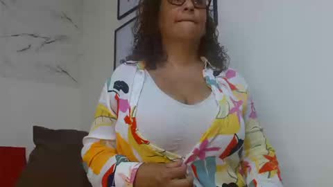 Snapshot of evamills1 chatting on 09-22-25, 08:22 Eva Mills online show from 09-22-25, 08:22