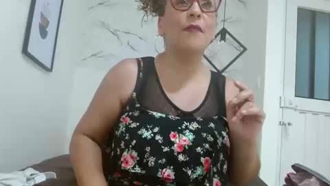 Snapshot of evamills1 chatting on 09-29-25, 09:08 Eva Mills online show from 09-29-25, 09:08