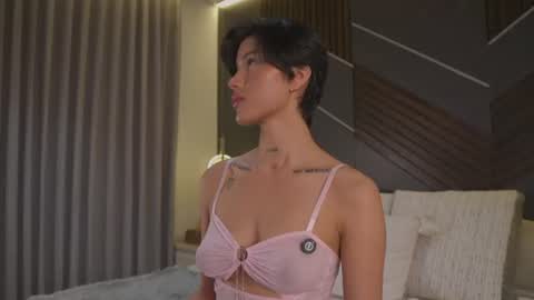 Eva Moretti online show from 07-24-26, 06:17