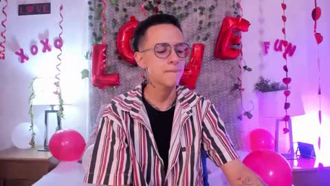 Evan Smitt online show from 02-15-25, 01:16