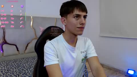 Snapshot of evan_tay chatting on 02-10-26, 02:59 evan_tay online show from 02-10-26, 02:59