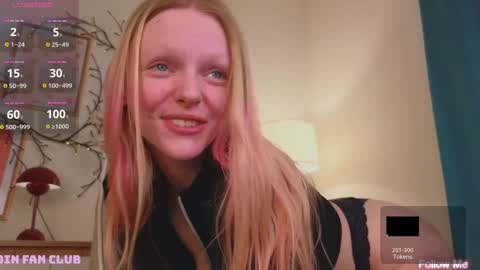 Snapshot of evangel1ne chatting on 02-05-25, 12:27 evangel1ne online show from 02-05-25, 12:27