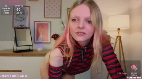 Snapshot of evangel1ne chatting on 02-16-25, 08:32 evangel1ne online show from 02-16-25, 08:32