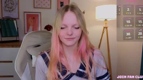 Snapshot of evangel1ne chatting on 03-07-25, 08:02 evangel1ne online show from 03-07-25, 08:02