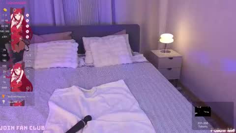 Snapshot of evangel1ne chatting on 11-19-25, 09:48 evangel1ne online show from 11-19-25, 09:48