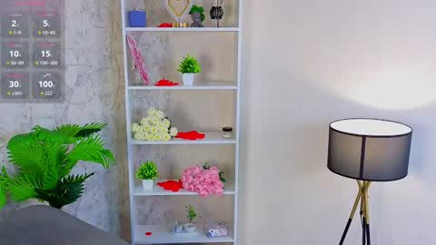 Snapshot of evangelinakovacevic chatting on 07-27-26, 04:14 Hello im Lia online show from 07-27-26, 04:14