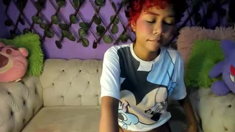 Snapshot of evangely15_ chatting on 09-29-25, 11:59 evangely15_ online show from 09-29-25, 11:59