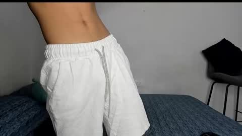 Snapshot of evans_collins24 chatting on 01-12-26, 11:10 Evans collins24 online show from 01-12-26, 11:10