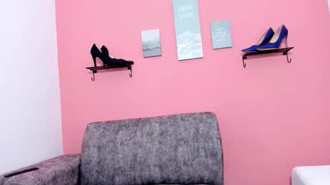 Snapshot of evapalmer_1 chatting on 10-27-25, 09:35 evapalmer_1 online show from 10-27-25, 09:35