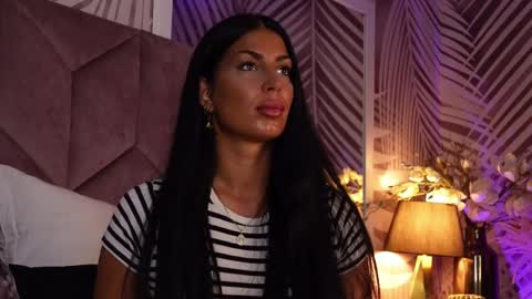 Snapshot of evarhea chatting on 05-21-26, 02:51 EvaRhea online show from 05-21-26, 02:51