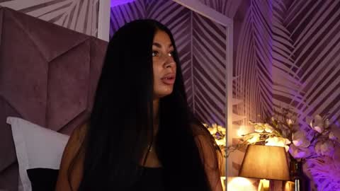 Snapshot of evarhea chatting on 05-28-26, 02:53 EvaRhea online show from 05-28-26, 02:53