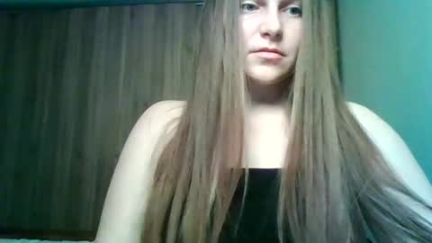 evasapples2026 online show from 05-24-26, 08:03