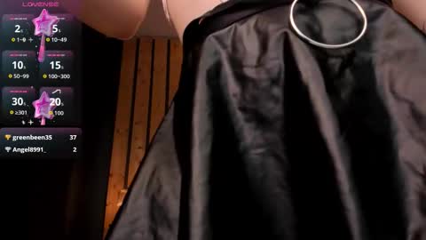 Eva online show from 11-20-25, 05:18