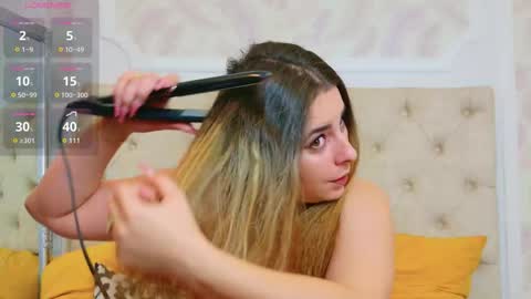 evasinclairr online show from 11-14-25, 07:07