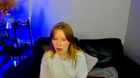 Snapshot of evastevs chatting on 12-26-24, 07:38 Eva online show from 12-26-24, 07:38