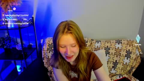 Snapshot of evastevs chatting on 12-29-24, 08:37 Eva online show from 12-29-24, 08:37