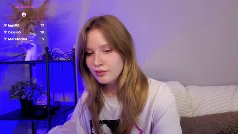 Snapshot of evastevs chatting on 01-10-25, 10:15 Eva online show from 01-10-25, 10:15