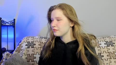 Snapshot of evastevs chatting on 01-19-25, 09:13 Eva online show from 01-19-25, 09:13