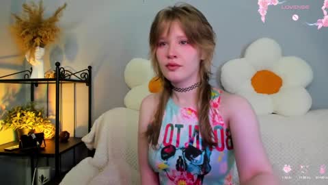 Snapshot of evastevs chatting on 02-16-25, 04:21 Eva online show from 02-16-25, 04:21