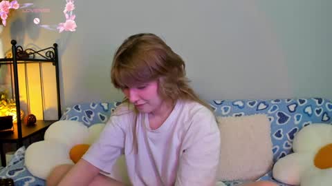 Snapshot of evastevs chatting on 02-24-25, 01:02 Eva online show from 02-24-25, 01:02