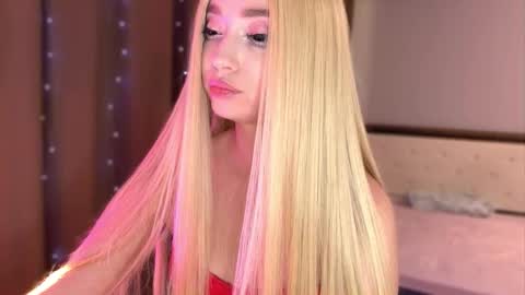 Eva online show from 11-23-25, 05:07