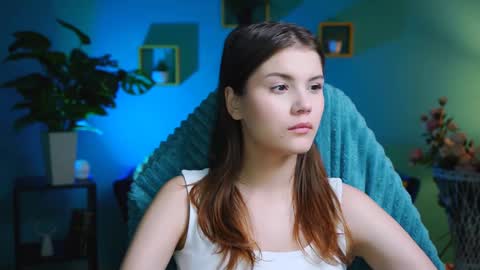 Snapshot of evathopson chatting on 12-03-24, 04:14 Eva  next stream -  - 1600 UTC2000  online show from 12-03-24, 04:14