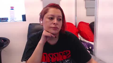 Snapshot of evatwiss chatting on 07-22-26, 12:30 Eva Twiss online show from 07-22-26, 12:30