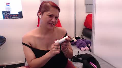 Snapshot of evatwiss chatting on 07-23-26, 02:26 Eva Twiss online show from 07-23-26, 02:26