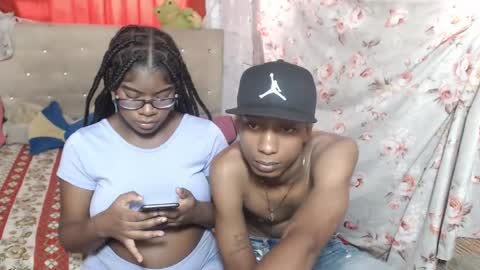 Eva And Emmanuel online show from 06-05-26, 02:23