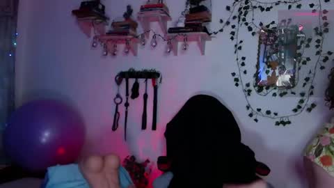 Eve Blue  friends. IG eve blue77 TW EveBlue 1 OF eveblue7 online show from 04-23-26, 03:08