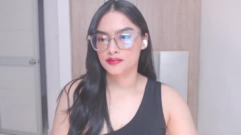Snapshot of eve_rox18 chatting on 05-31-26, 08:54 Eve Rox18 online show from 05-31-26, 08:54