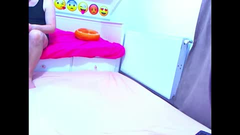 EVEANDMAX online show from 03-12-26, 08:04