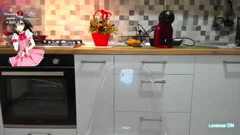 eveeevian online show from 09-29-25, 05:18