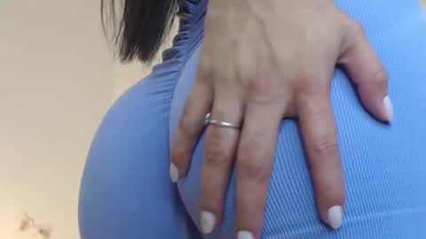 BELLA online show from 10-25-25, 12:02