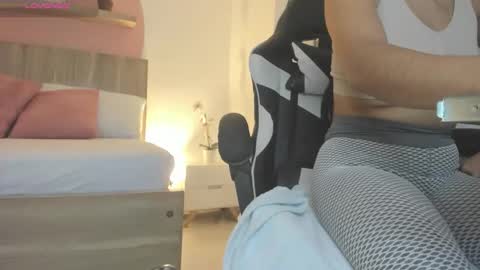 BELLA online show from 03-13-26, 12:01