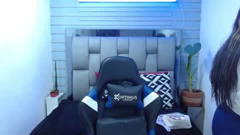 evelin zaens online show from 06-10-26, 03:18