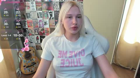 Evelina online show from 06-04-26, 01:55