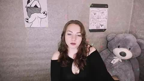 Lydia online show from 10-26-25, 10:36