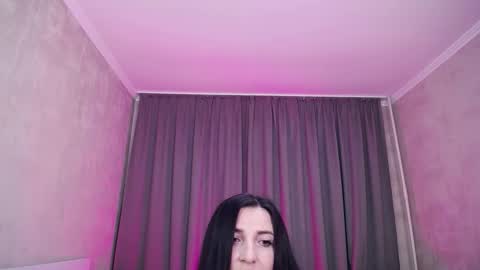 Evelin online show from 10-15-25, 05:18