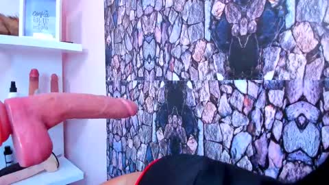 Evelinn belen online show from 11-13-25, 12:48