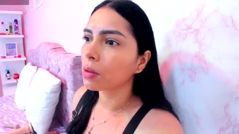 Evelinn belen online show from 04-18-26, 11:58